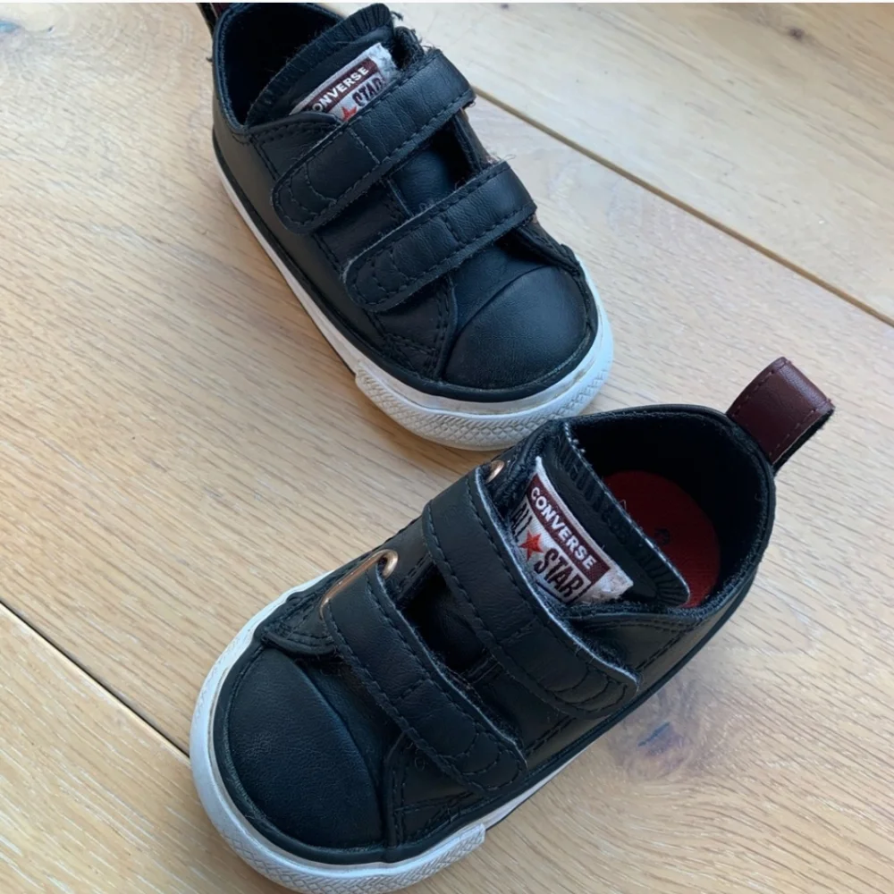 Converse Toddler Velcro Sneakers - Size 4